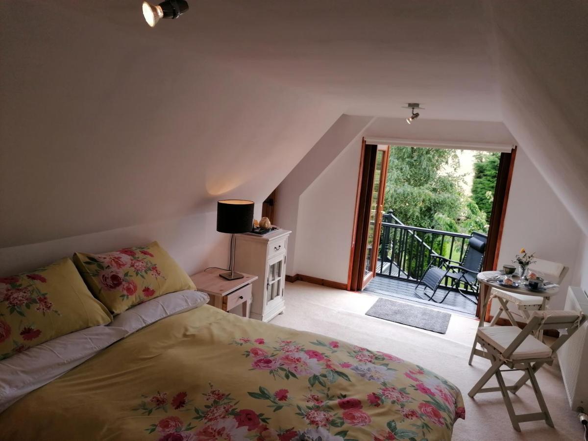 Canterra Cottage Tain Bagian luar foto